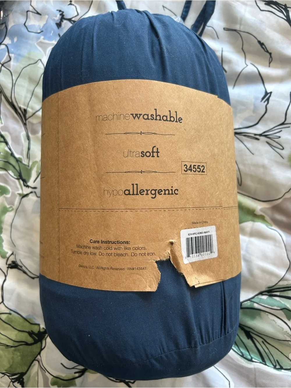 ienjoy Premium King 6-Piece Navy Sheet Set  NEW-
